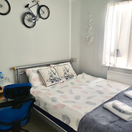 Comfortable Rooms In The House Oxford Bagian luar foto