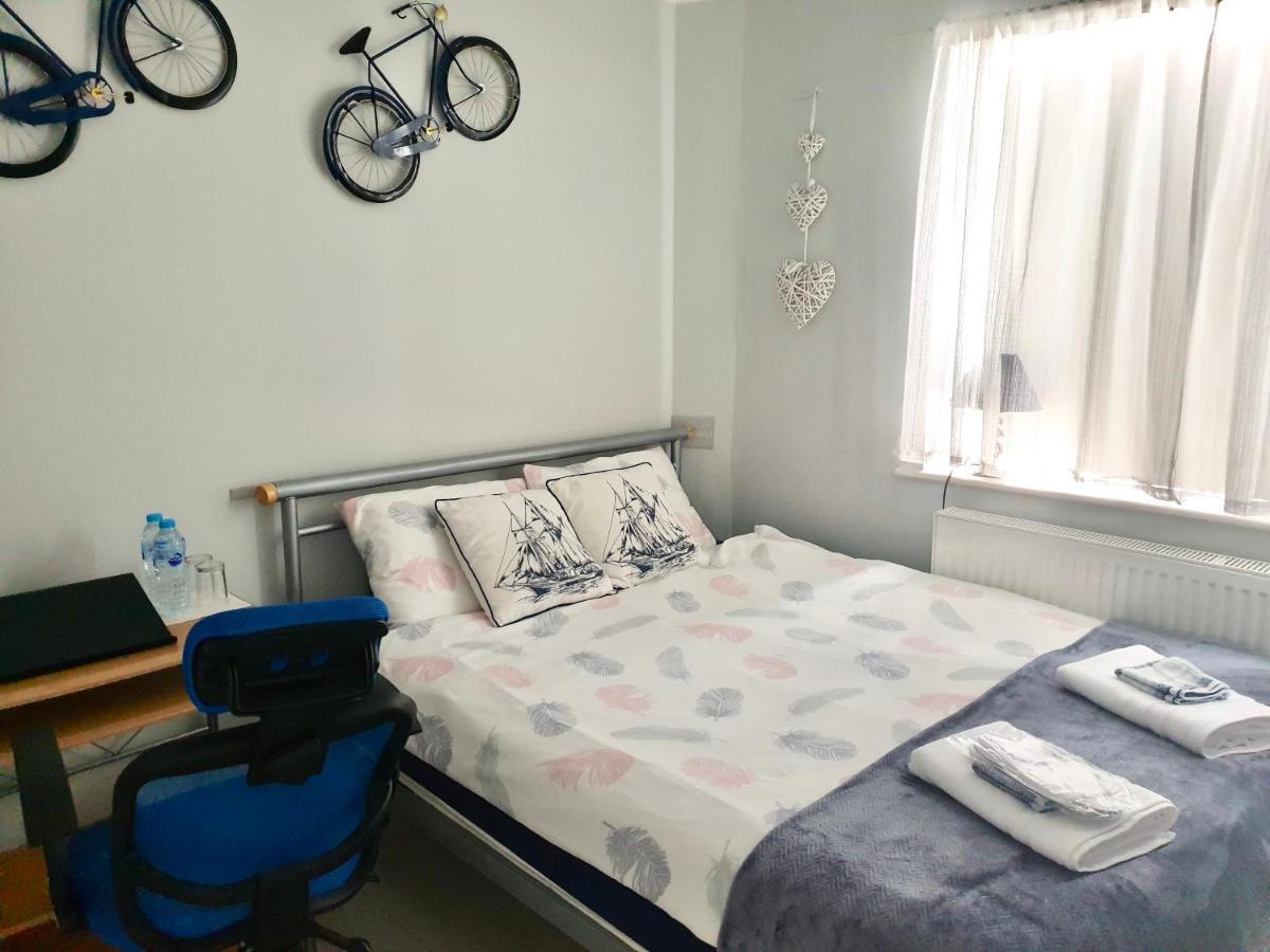 Comfortable Rooms In The House Oxford Bagian luar foto