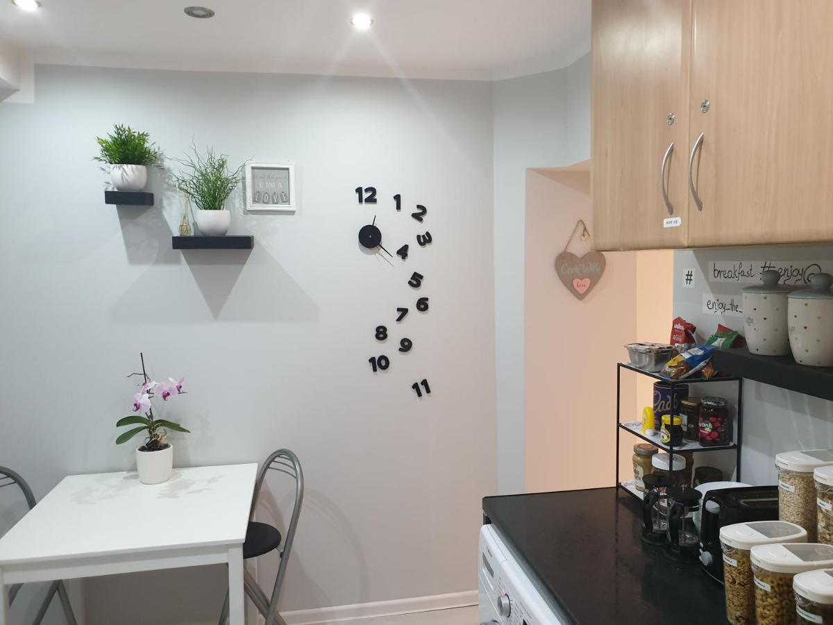 Comfortable Rooms In The House Oxford Bagian luar foto