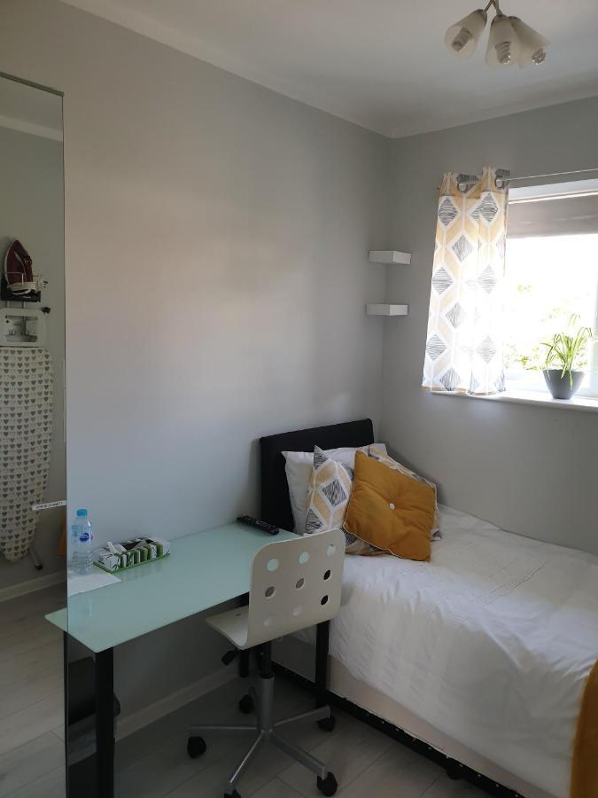 Comfortable Rooms In The House Oxford Bagian luar foto